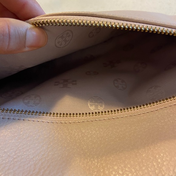 Tory Burch crossbody - Picture 3 of 3